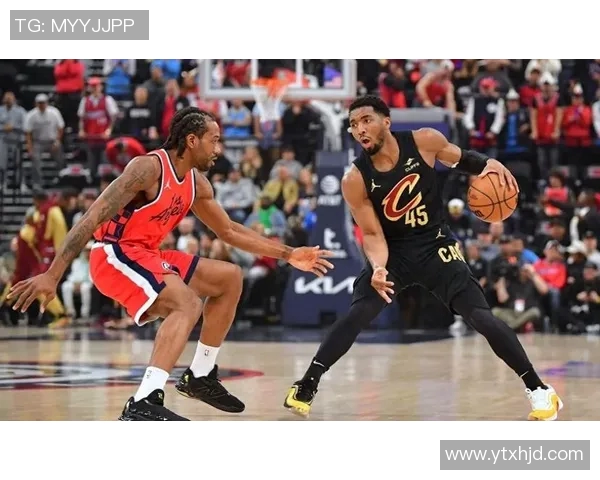 2018年骑士与快船精彩对决录像回放全程回顾与分析